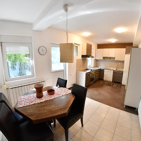 Spacious With Own Garden And Balcony * Skopje